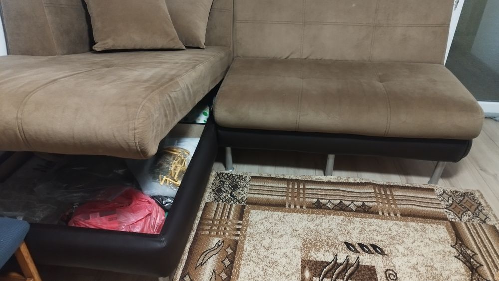 Холов ъглов диван