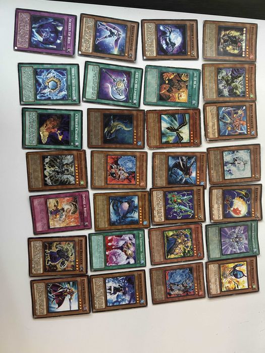 Карти Yu-Gi-Oh! за ПРОДАВАНЕ СПЕШНО!!!