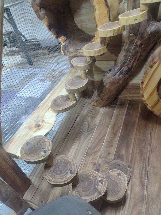 Продам клетку для шиншилл