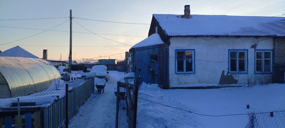 Продам теплый  дом в заводском