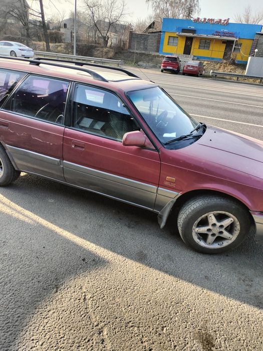 Авто машина Мазда универсал переходка