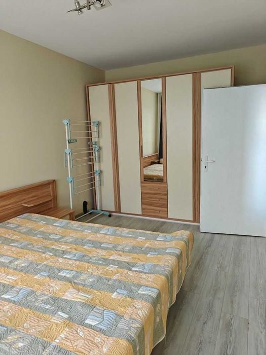 Тристаен ап. под наем в кв. Обеля 2