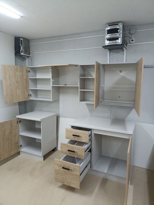 Кухонный гарнитур новый