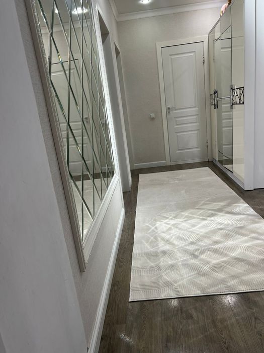 Продам 3 комнатнаю