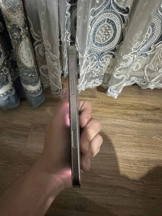 Iphone 16po max 100 % аккум