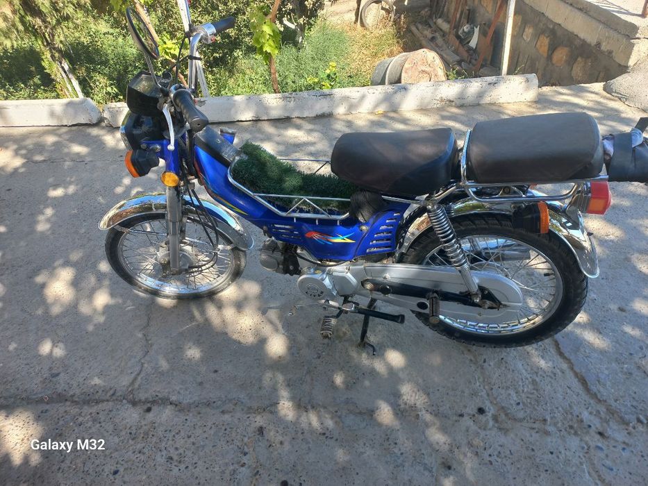 Мотоциклы сотилади