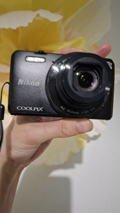 Компактен дигитален фотоапарат камера NIKON COOLPIX 7000