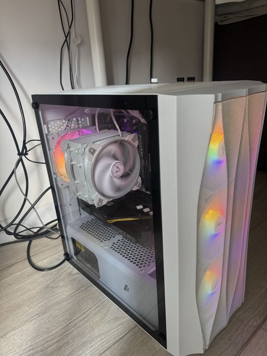 Pc / Calculator Gaming ryzen 7 5700x rtx 3060 12 gb