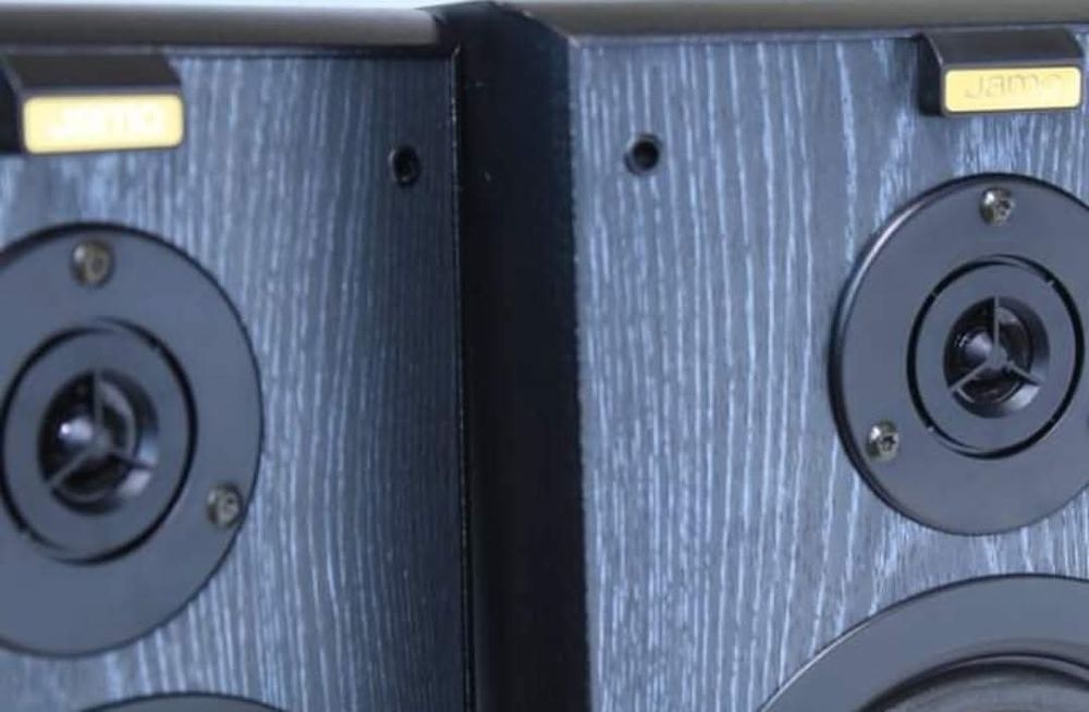 Boxe Jamo Cornet E35 |
/