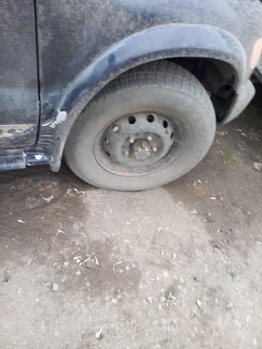 Диски железные р16 нива