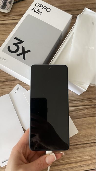 Oppo A3x 128ГБ новый