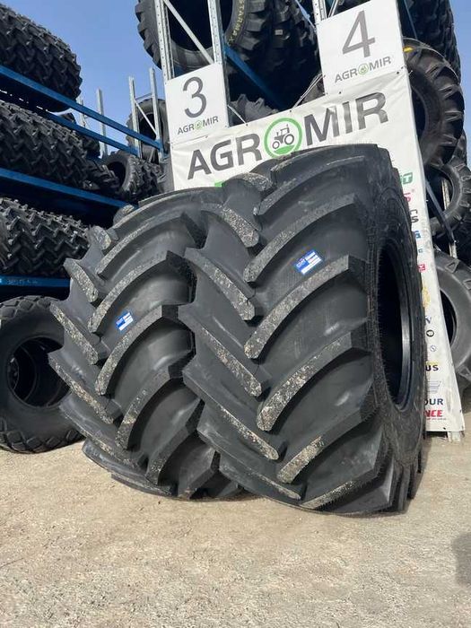 Cauciucuri noi radiale 800/65R32 181A8 pentru combina marca CEAT
