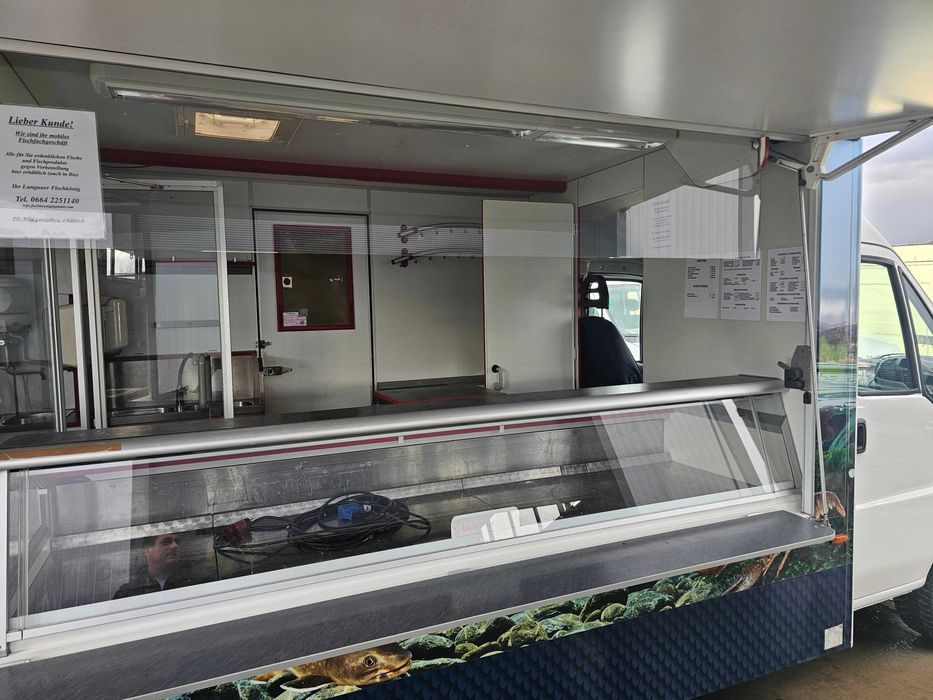 Мобилен магазин за риба