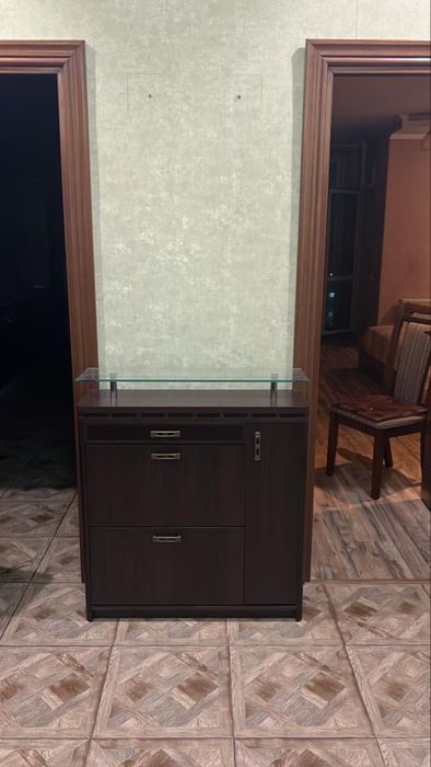 Шкафы и комоды для коридор