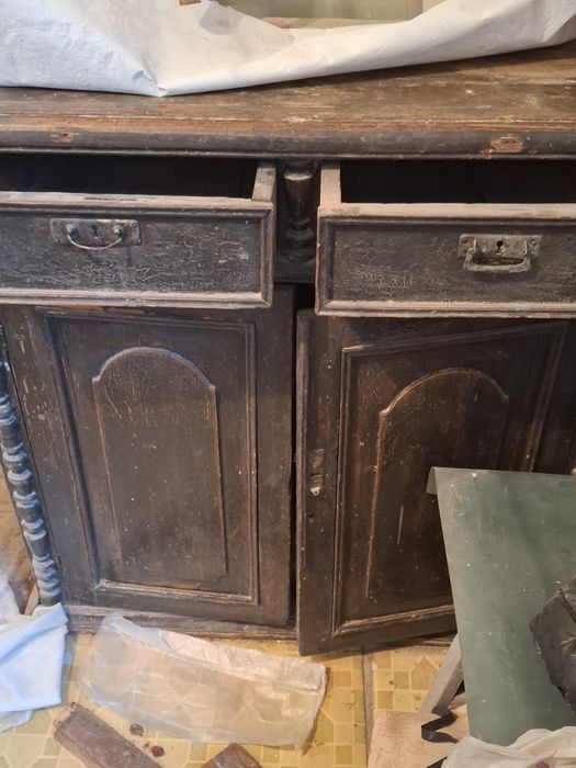 Эски мебел сотаман