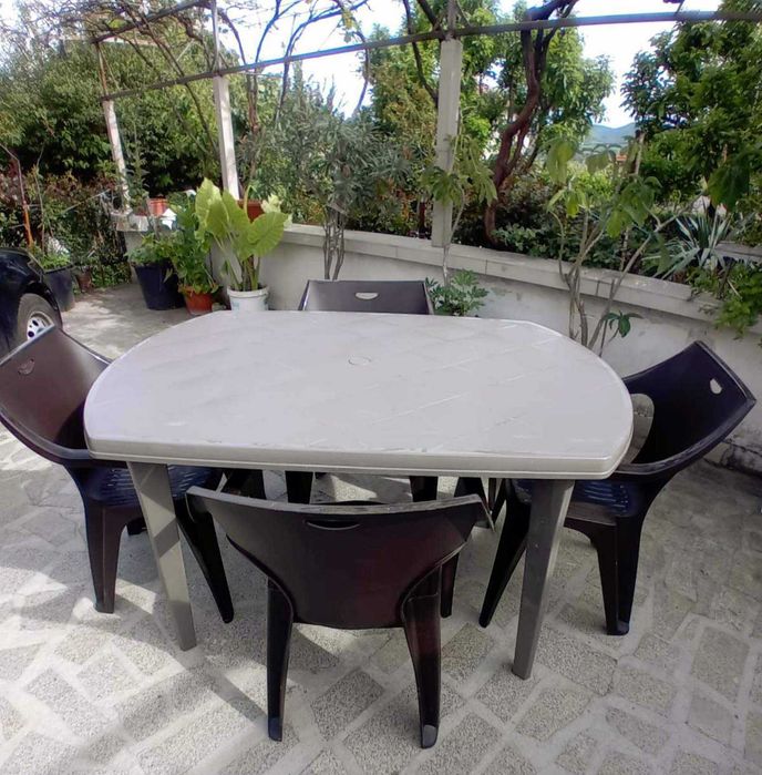 Градинска ПВЦ бежова маса за тераса 2 бр, стол бежов 6 бр