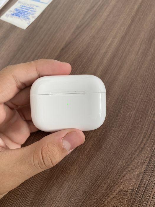 AirPods Pro полный комплект