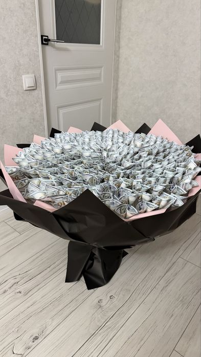 Денежный букет цветы