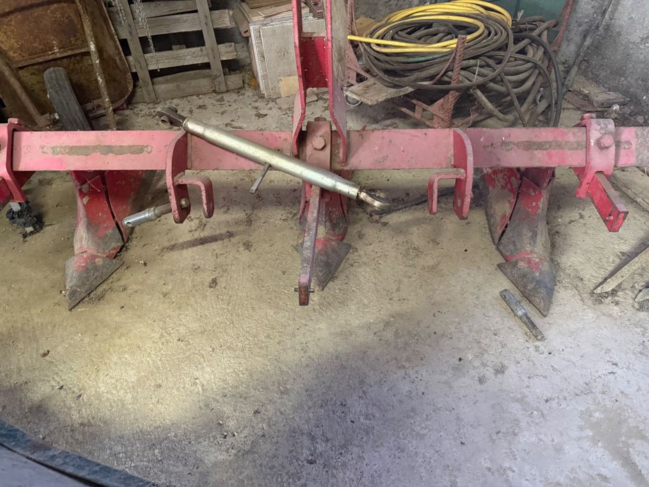 Tractor goldoni 932 4x4 rs/dt cu roti stertante (nu se indoaoe de la jumate)