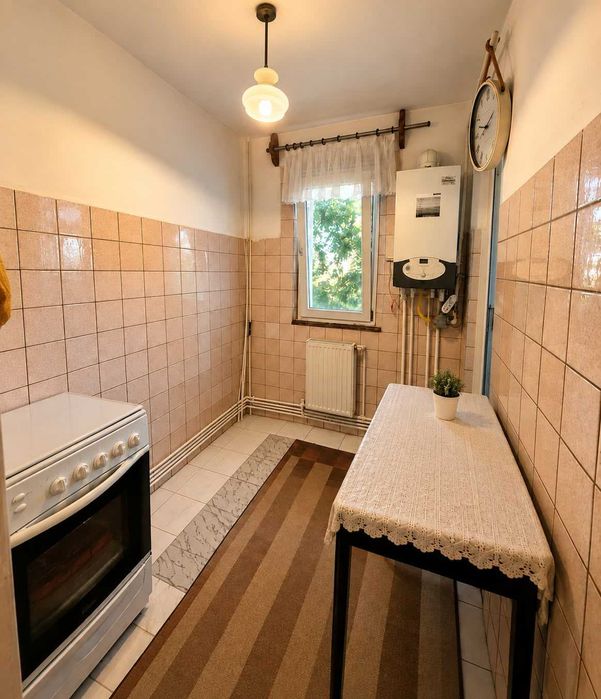 Apartament 3 camere, 55 mp, etaj 3 – Micro 40, Galați – 60.000 € negociabil