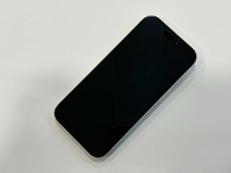 iPhone 17 – 512GB / 100% Battery Health / 0 Cycles