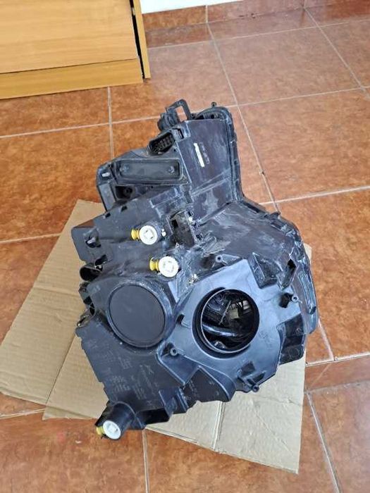 Far stanga Skoda Karoq full led original Europa cod 57B941015F