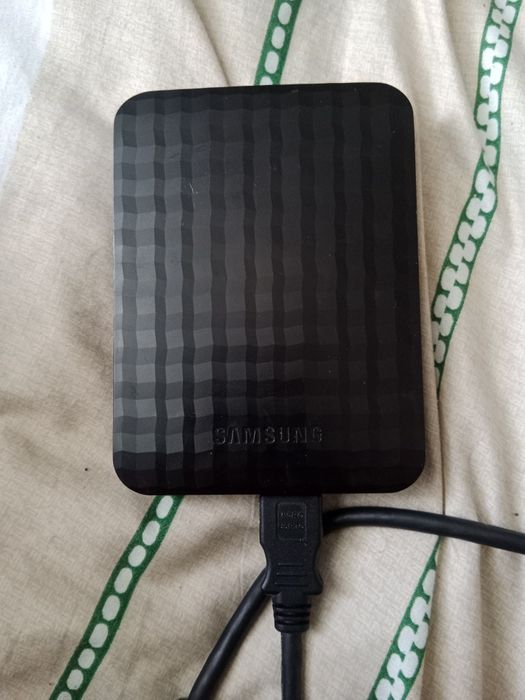 Продам внешний жёсткий диск