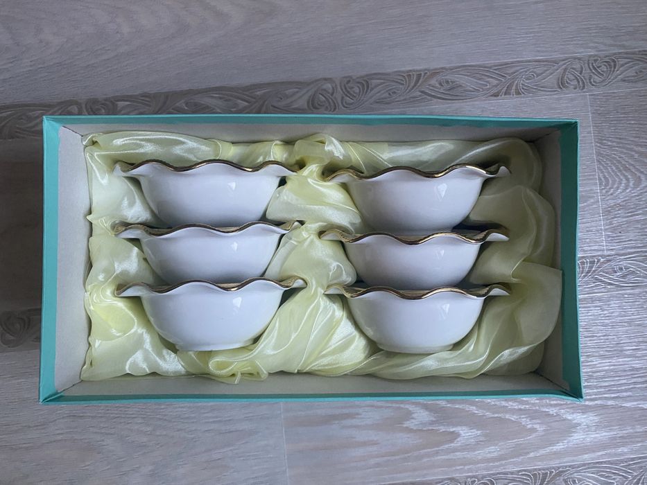 Продам набор посуды