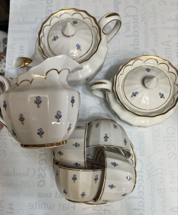 Продам чайный сервиз
