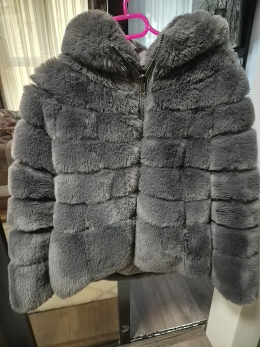 Двулицево яке Derimod