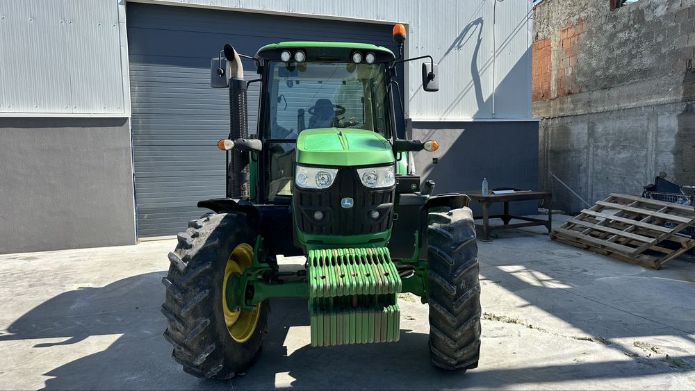 John deere 6115m