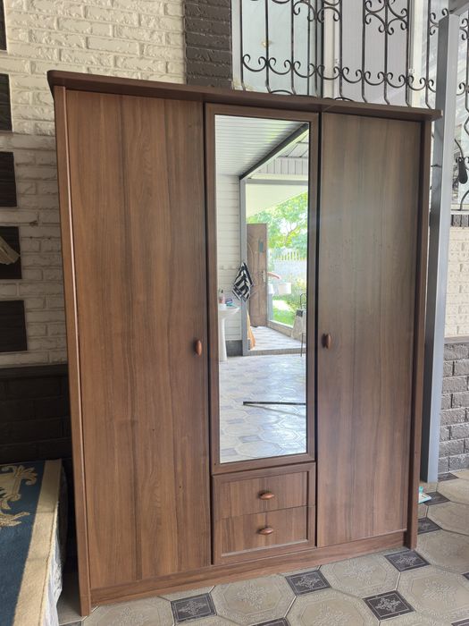 Срочно продам шифанер