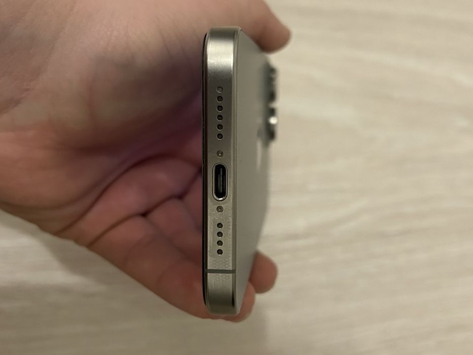 Айфон 15 Про Макс