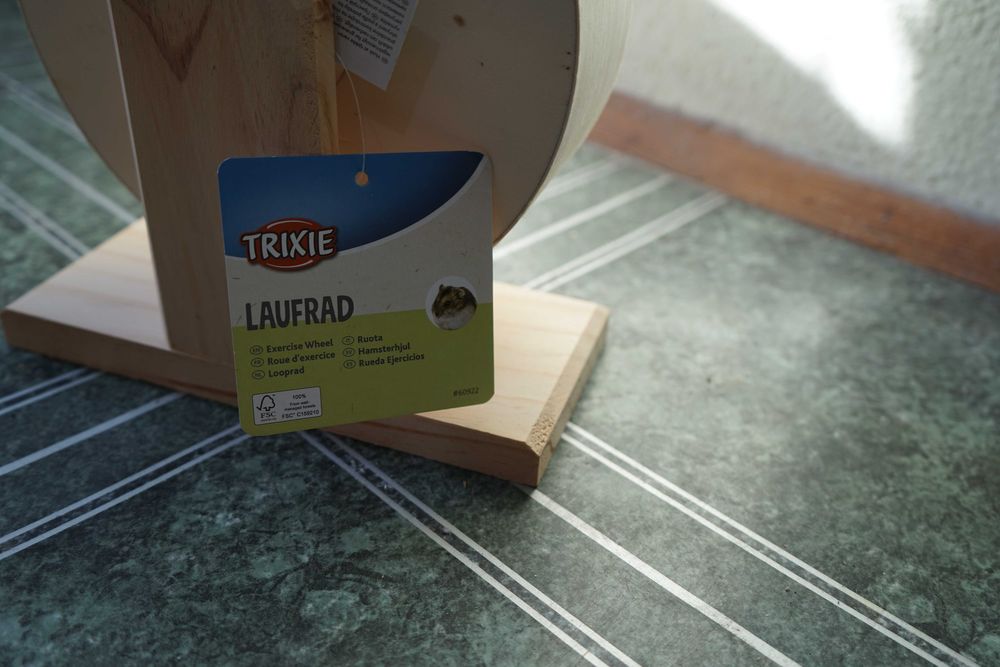 Колело за упражнения за хамстер TRIXIE, дърво/корк 21см