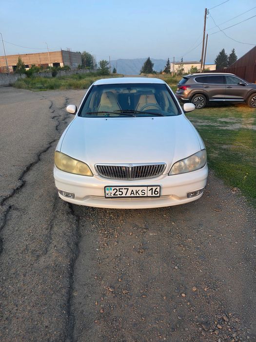 Продам автомобиль Nissan maxima