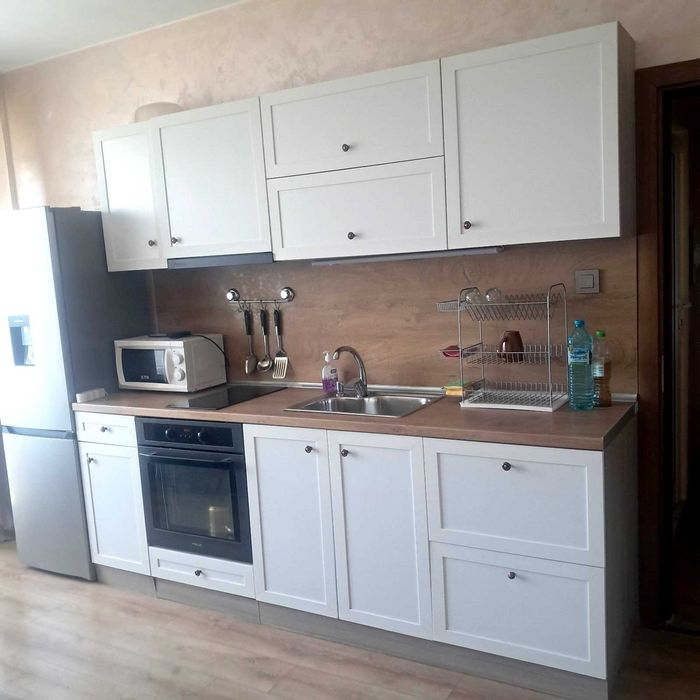 Давам под наем обзаведен двустаен апартамен ж.к. Дружба 1