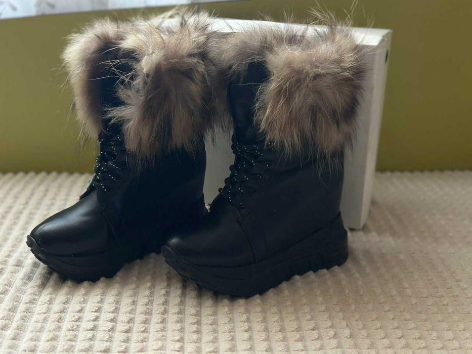 Зимни боти с пух