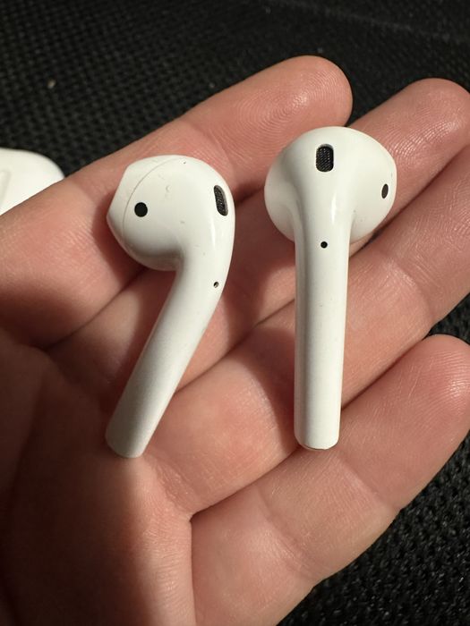 AirPods 2 генерация
