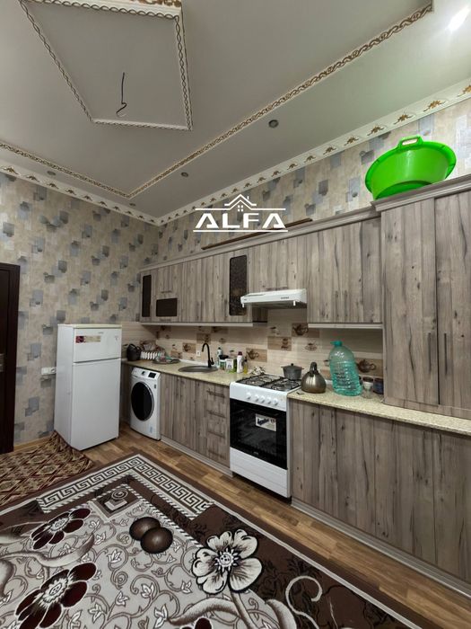 Bolgarski pasyolka 2 xonali 70 m2 + podval 70 m2 1-qavat sotiladi