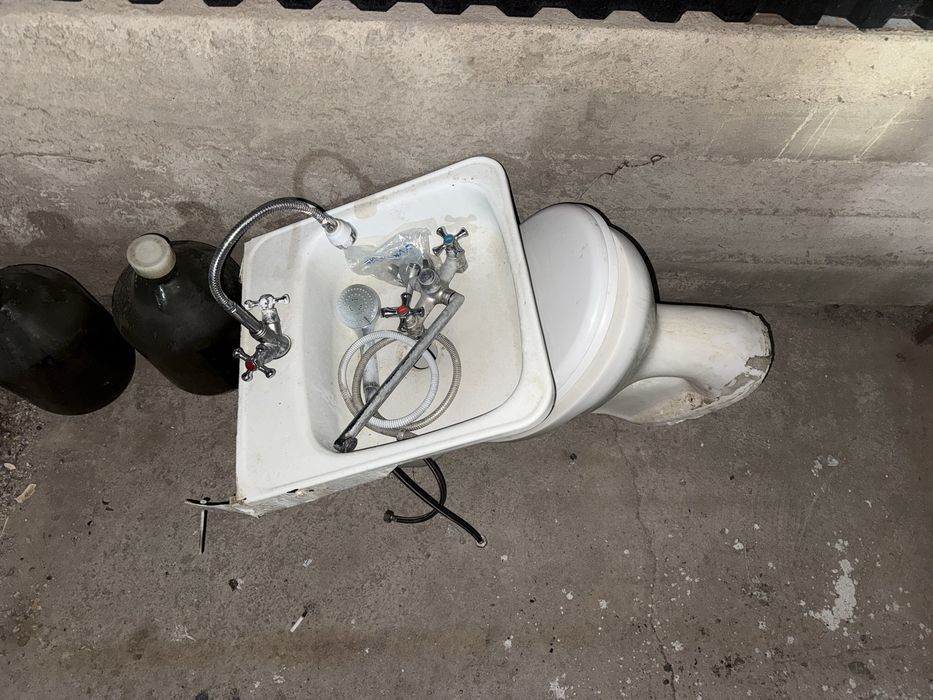 Унитаз раковина смеситель все в комплекте
