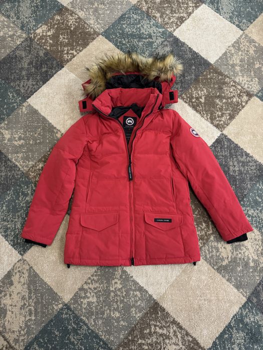 Дамско яке Canada Goose - 100% пух