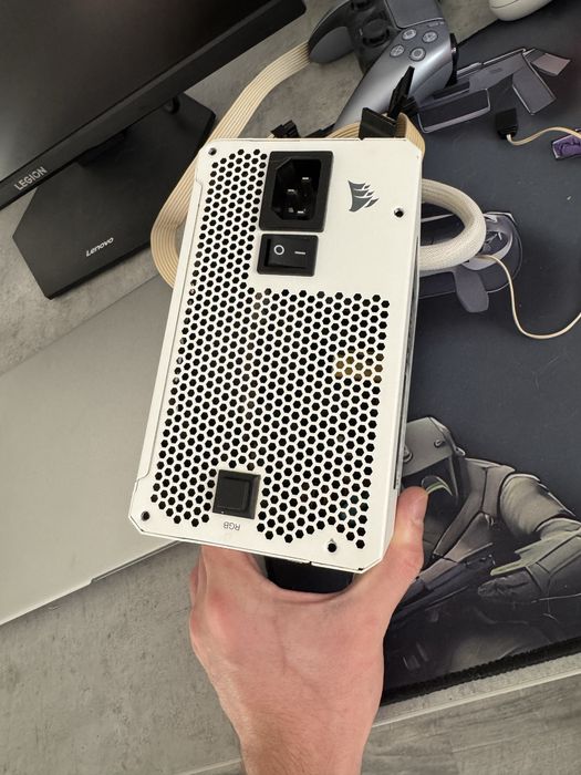 Sursa Modulara Corsair CX550F RGB White