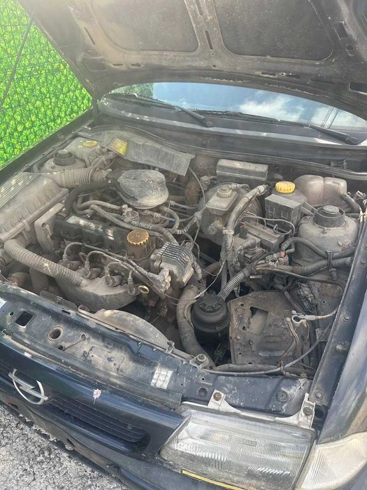 Продавам Opel Astra 1.6 газ/бензин за части