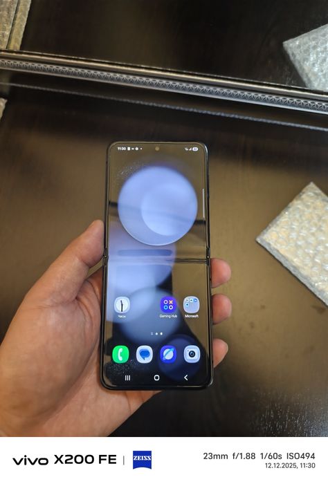 Galaxy z flip 5 8/256