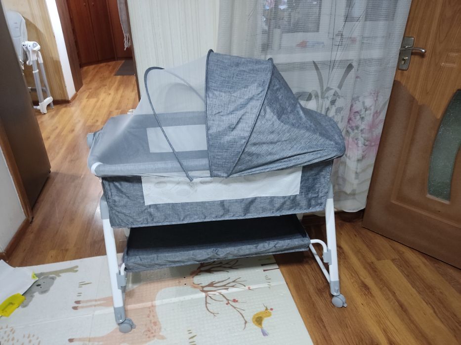 Продам детскую манеж- кроватку