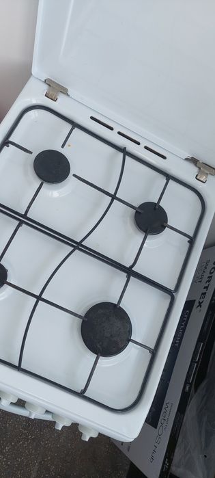 Aragaz indesit - second hand