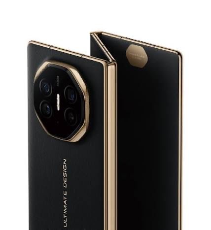 Huawei mate XTs ultimate design