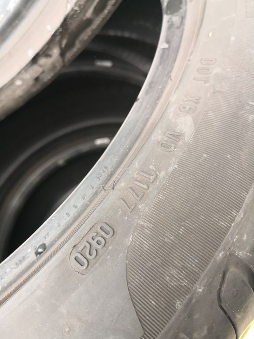 245 40 18 цола гуми Pirelli dot 20 2 броя