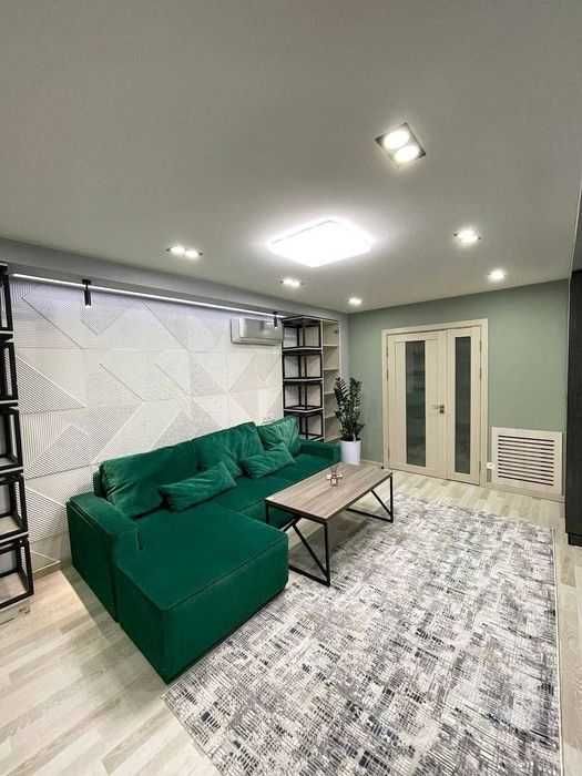 Новомосковская/Стадион Старт/2/2/4/55кв.м/СРОЧНО