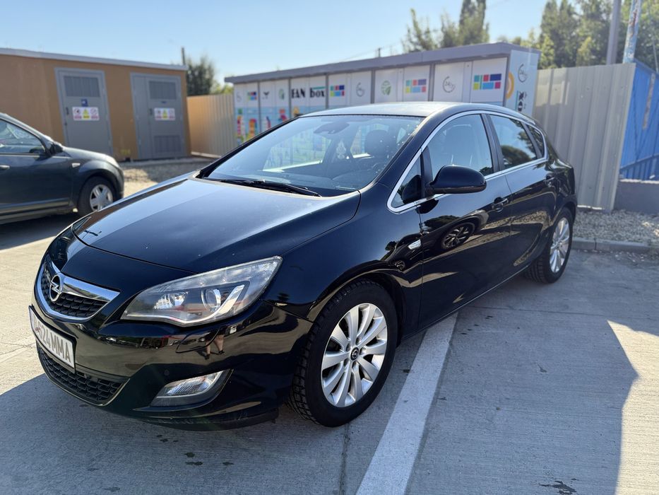 OPEL Astra 2011 — imagine 2